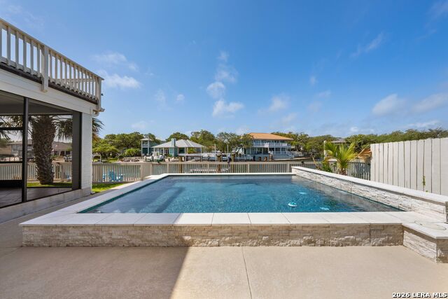 Image 43 of 71 For 2011 Crescent Dr