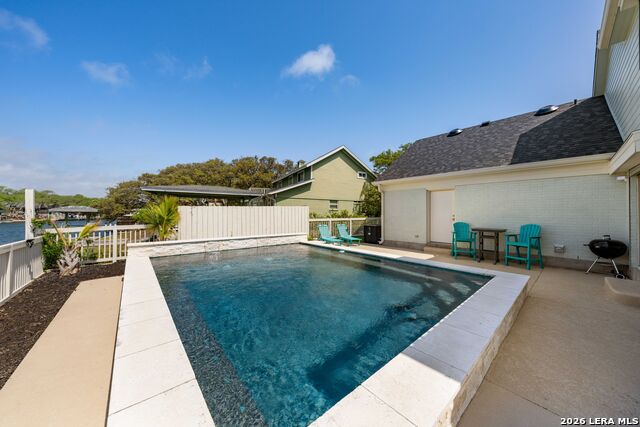 Image 46 of 71 For 2011 Crescent Dr