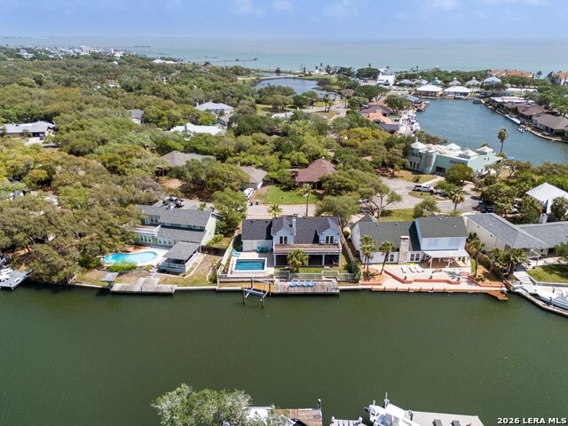 Image 60 of 71 For 2011 Crescent Dr