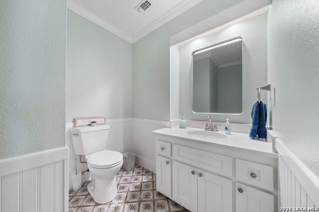 Image 71 of 71 For 2011 Crescent Dr