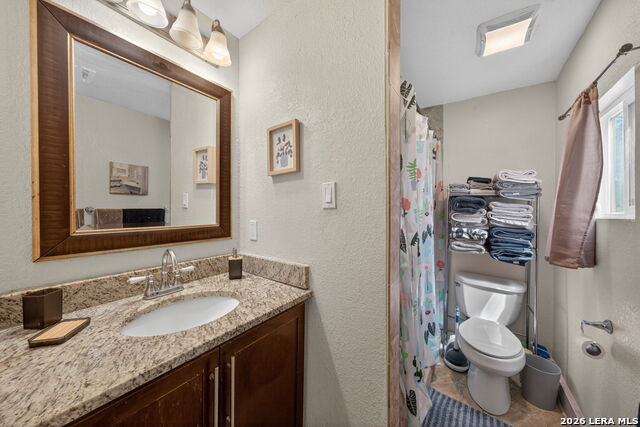 Image 16 of 25 For 122 Globe Ave