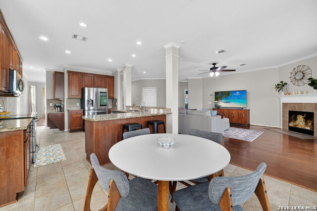 Image 11 of 39 For 25019 Catalan Clf