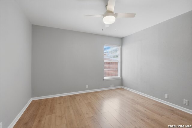 Image 15 of 30 For 1022 Olney Dr