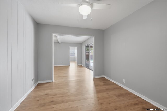 Image 16 of 30 For 1022 Olney Dr