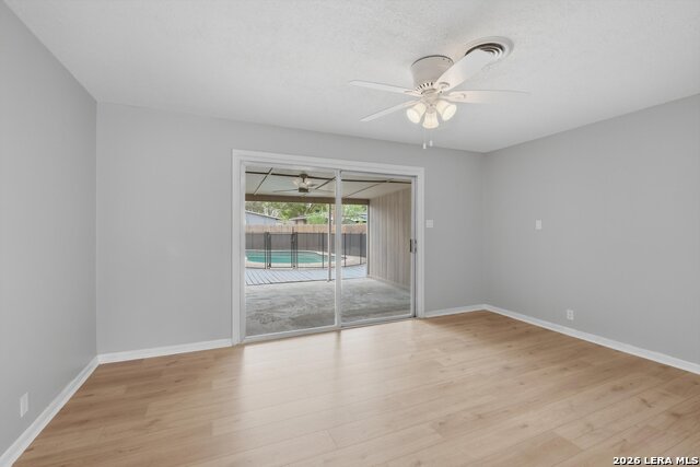 Image 20 of 30 For 1022 Olney Dr