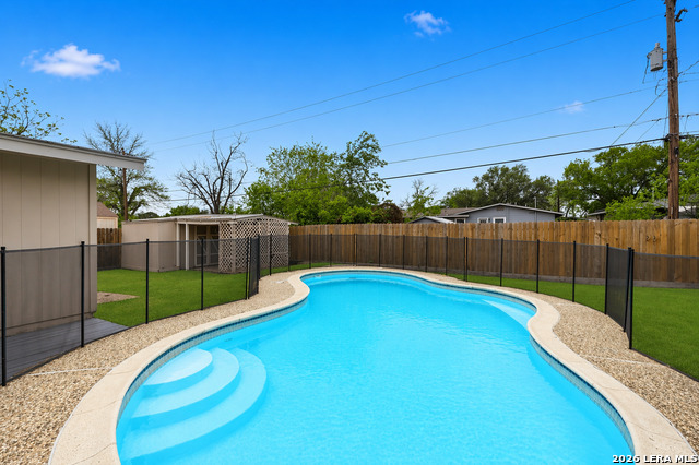 Image 28 of 30 For 1022 Olney Dr