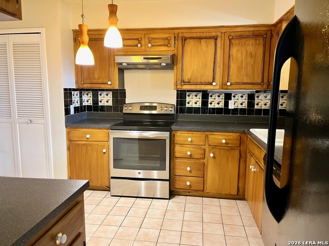 Image 10 of 23 For 11119 Whisper Valley St