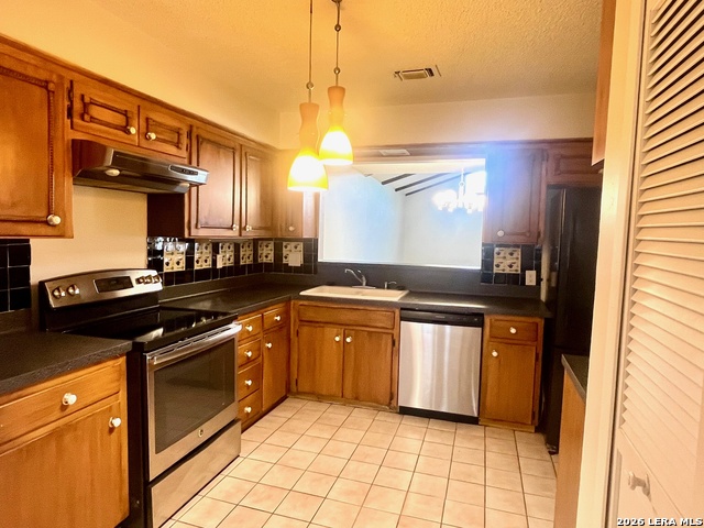 Image 11 of 23 For 11119 Whisper Valley St