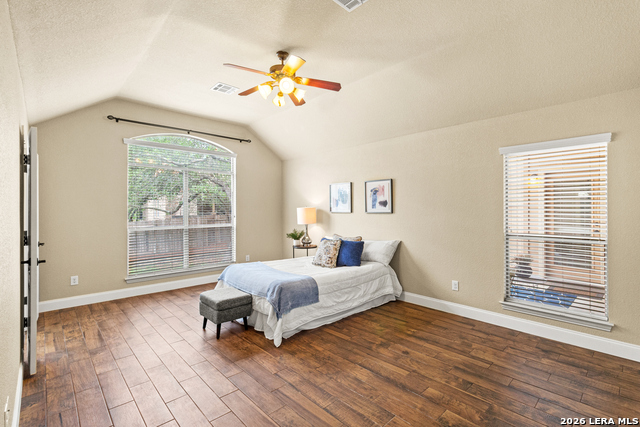 Image 23 of 43 For 13014 Gordons Mott