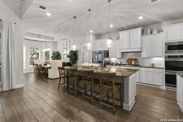 Image 17 of 52 For 27021 Daffodil Pl