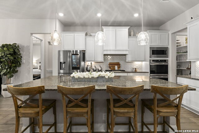 Image 19 of 52 For 27021 Daffodil Pl