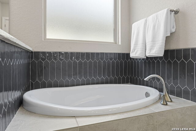 Image 32 of 52 For 27021 Daffodil Pl