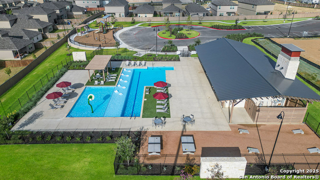 Image 44 of 61 For 5806 Calville Blanc