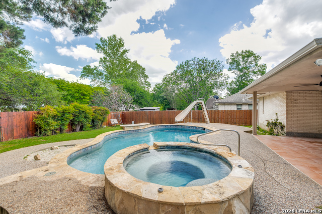 Image 23 of 25 For 15322 Delachaise