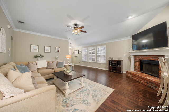 Listing photo id 8 for 14211 Real Delight