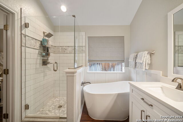 Listing photo id 19 for 14211 Real Delight