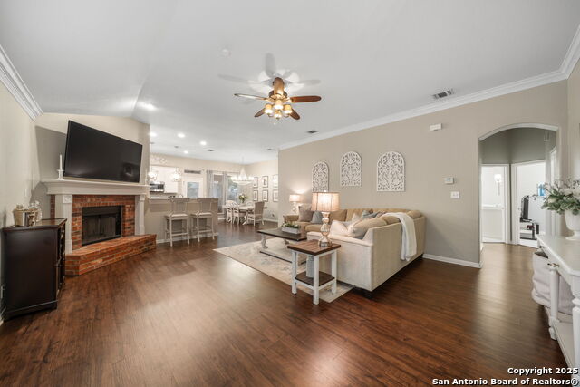 Listing photo id 5 for 14211 Real Delight