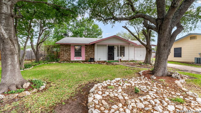 Image 15 of 15 For 7306 Clear Water St