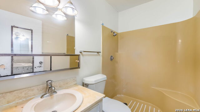 Image 7 of 15 For 7306 Clear Water St