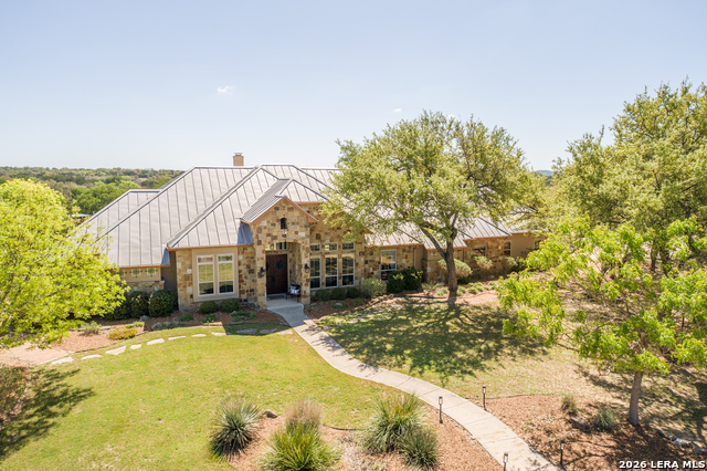 Listing photo id 0 for 395 Bluff Creek
