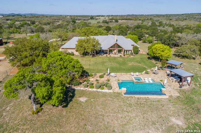 Listing photo id 24 for 395 Bluff Creek
