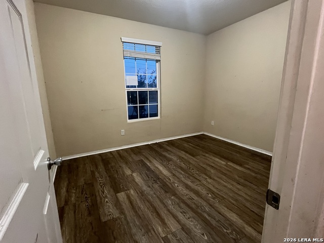 Image 2 of 8 For 423 Rustic Willow