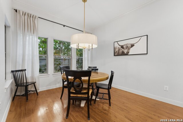 Image 14 of 35 For 429 English Oaks Cir