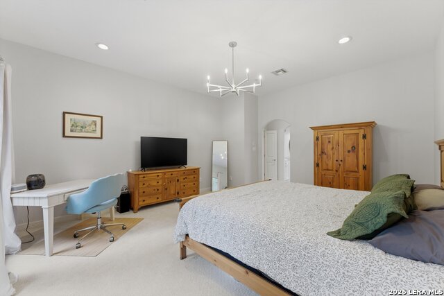 Image 21 of 35 For 429 English Oaks Cir