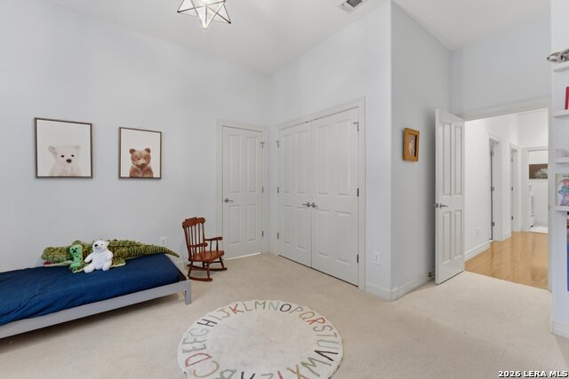 Image 25 of 35 For 429 English Oaks Cir