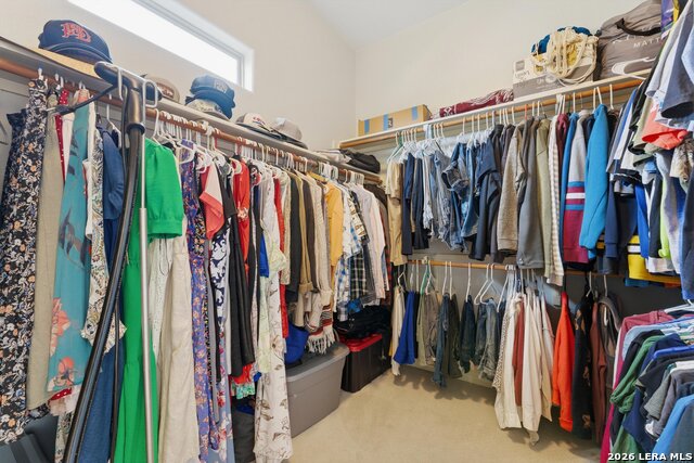 Image 26 of 35 For 429 English Oaks Cir