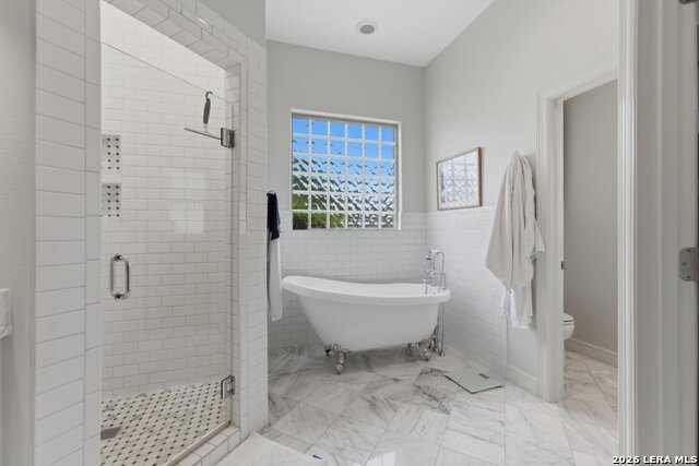 Image 28 of 35 For 429 English Oaks Cir