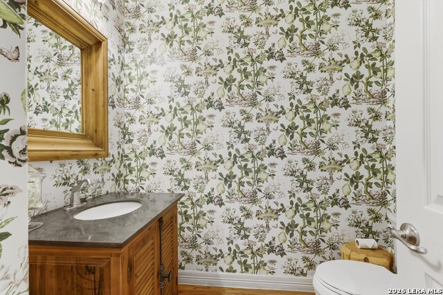 Image 29 of 35 For 429 English Oaks Cir