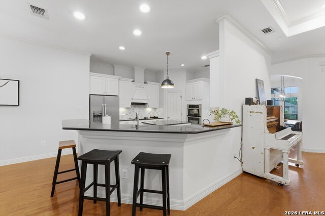 Image 9 of 35 For 429 English Oaks Cir