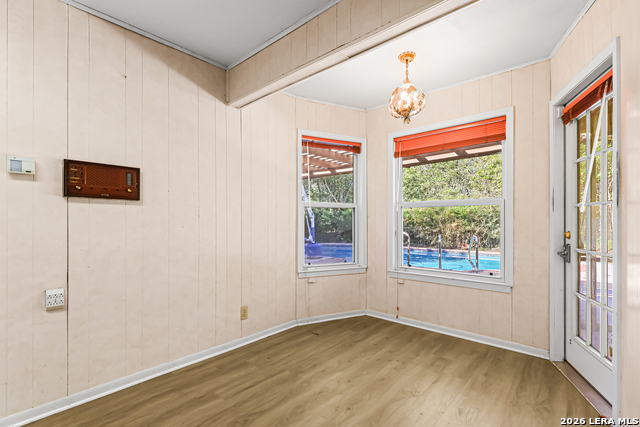 Image 14 of 33 For 212 National Blvd