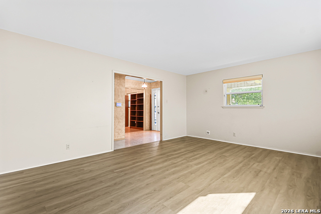 Image 24 of 33 For 212 National Blvd