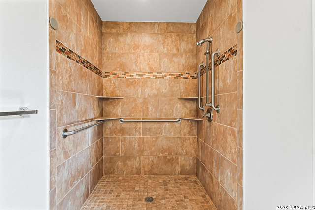 Image 29 of 33 For 212 National Blvd