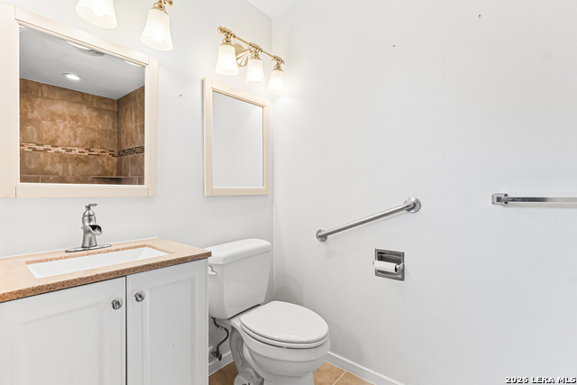 Image 30 of 33 For 212 National Blvd