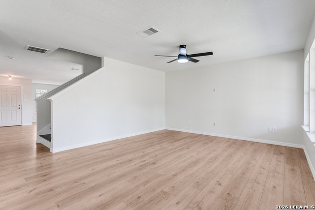 Image 12 of 36 For 5011 Terrace Wood