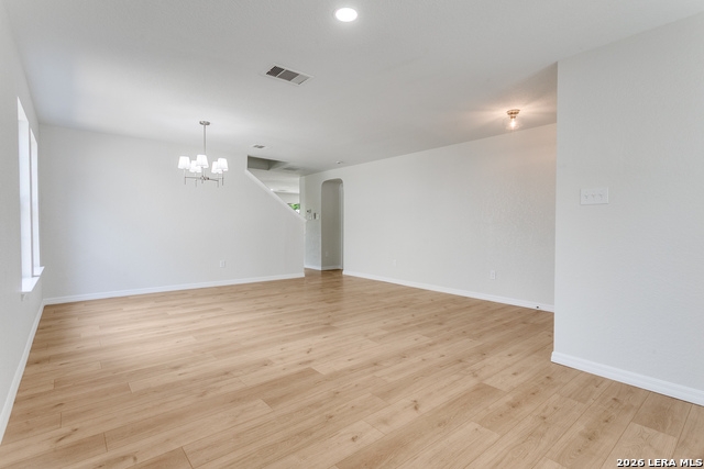 Image 7 of 36 For 5011 Terrace Wood