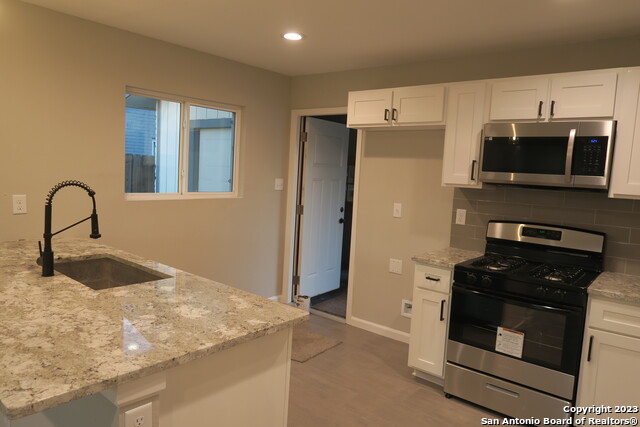 Image 4 of 18 For 67 Winn Ave  