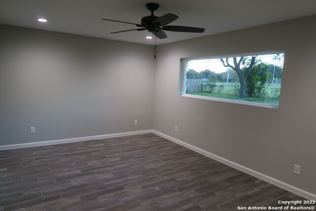 Image 6 of 18 For 67 Winn Ave  