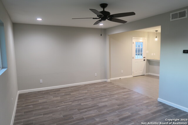 Image 7 of 18 For 67 Winn Ave  