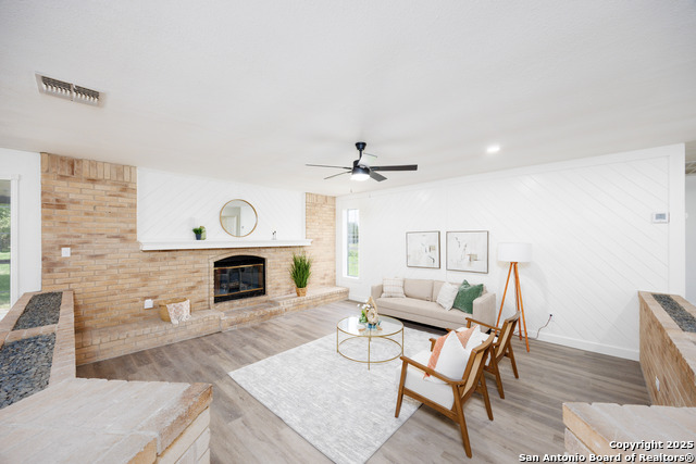 Image 12 of 49 For 15031 Geronimo