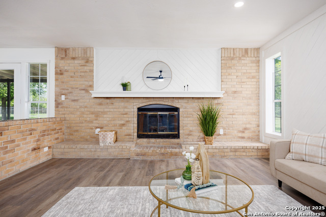 Image 14 of 49 For 15031 Geronimo