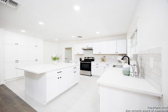 Image 27 of 49 For 15031 Geronimo