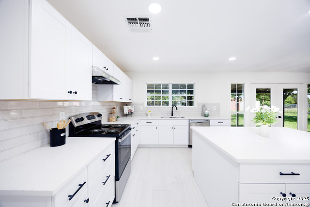 Image 29 of 49 For 15031 Geronimo