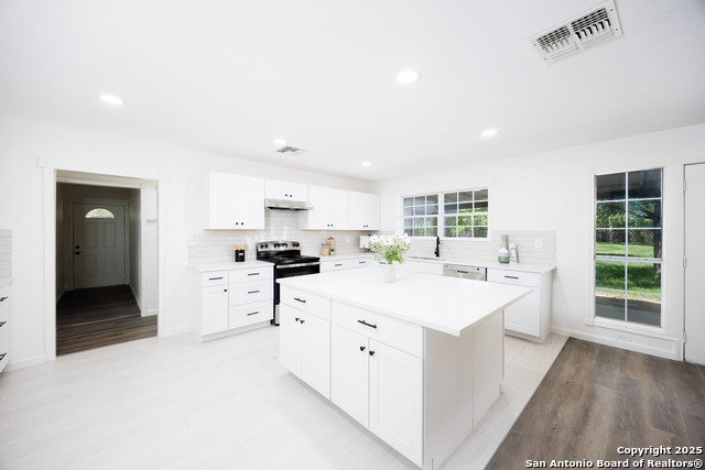 Image 32 of 49 For 15031 Geronimo