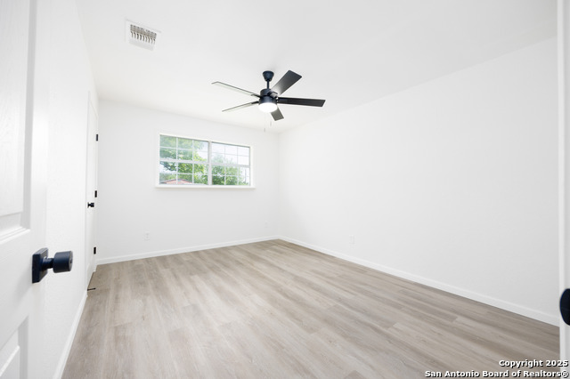 Image 6 of 49 For 15031 Geronimo