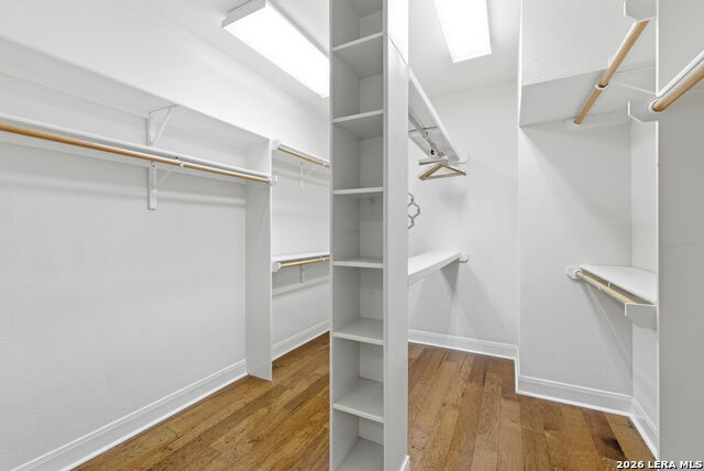 Image 18 of 59 For 3 Sherborne Wood