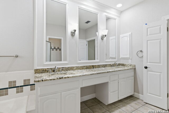 Image 21 of 59 For 3 Sherborne Wood